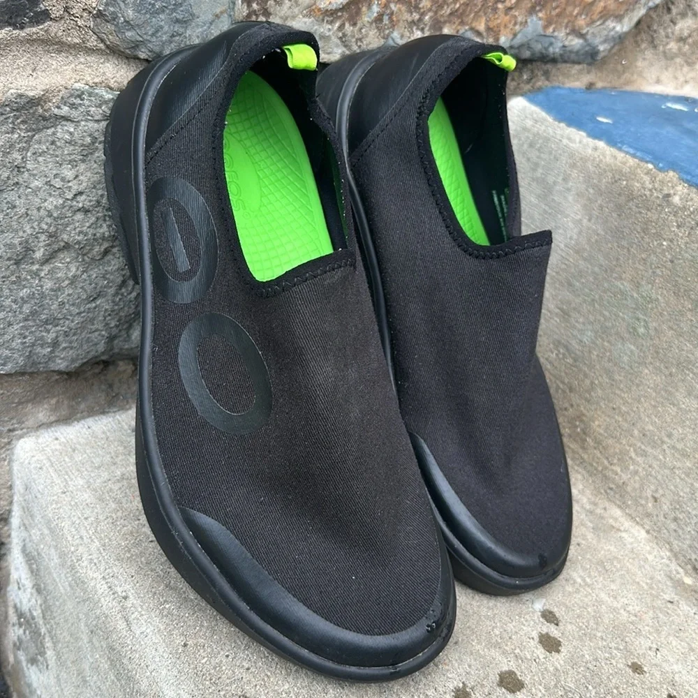 OOFOS Men's OOMG Sport Eezee Low in Black Shoe Size 9.5